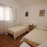 Jolanda Apartment