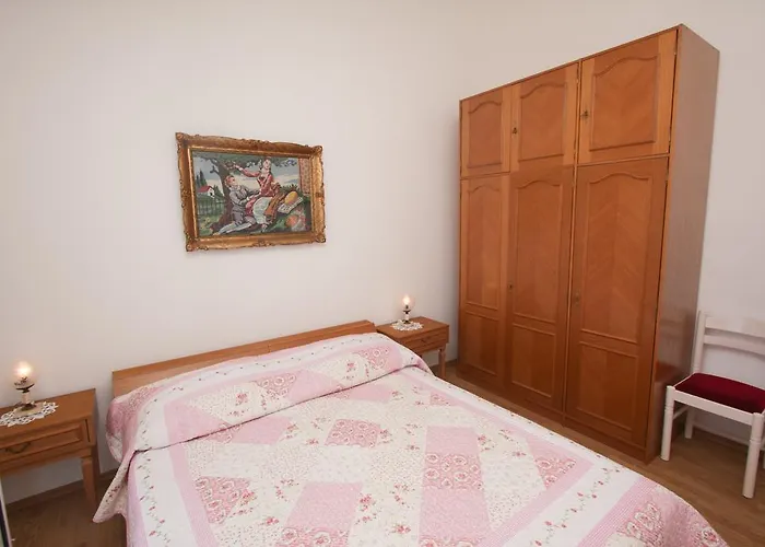 Jolanda Appartement *